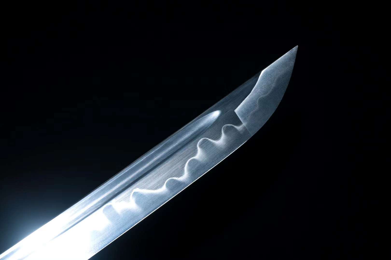 Premium Handmade Samurai Katana T10 Steel Full Tang Japanese Sword with Saya and Decorative Hamon Blade