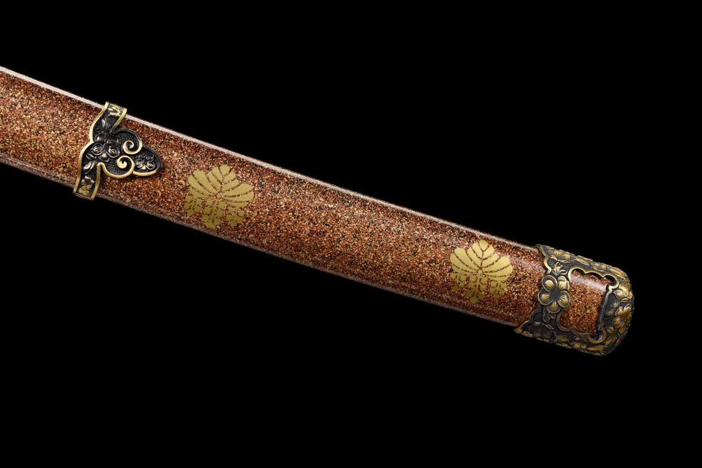 26 Inch Folded Damascus Japanese Tachi Sword Clay Tempered 60 HRC, 18-Step Mirror Polish, Gold Nashiji Scabbard