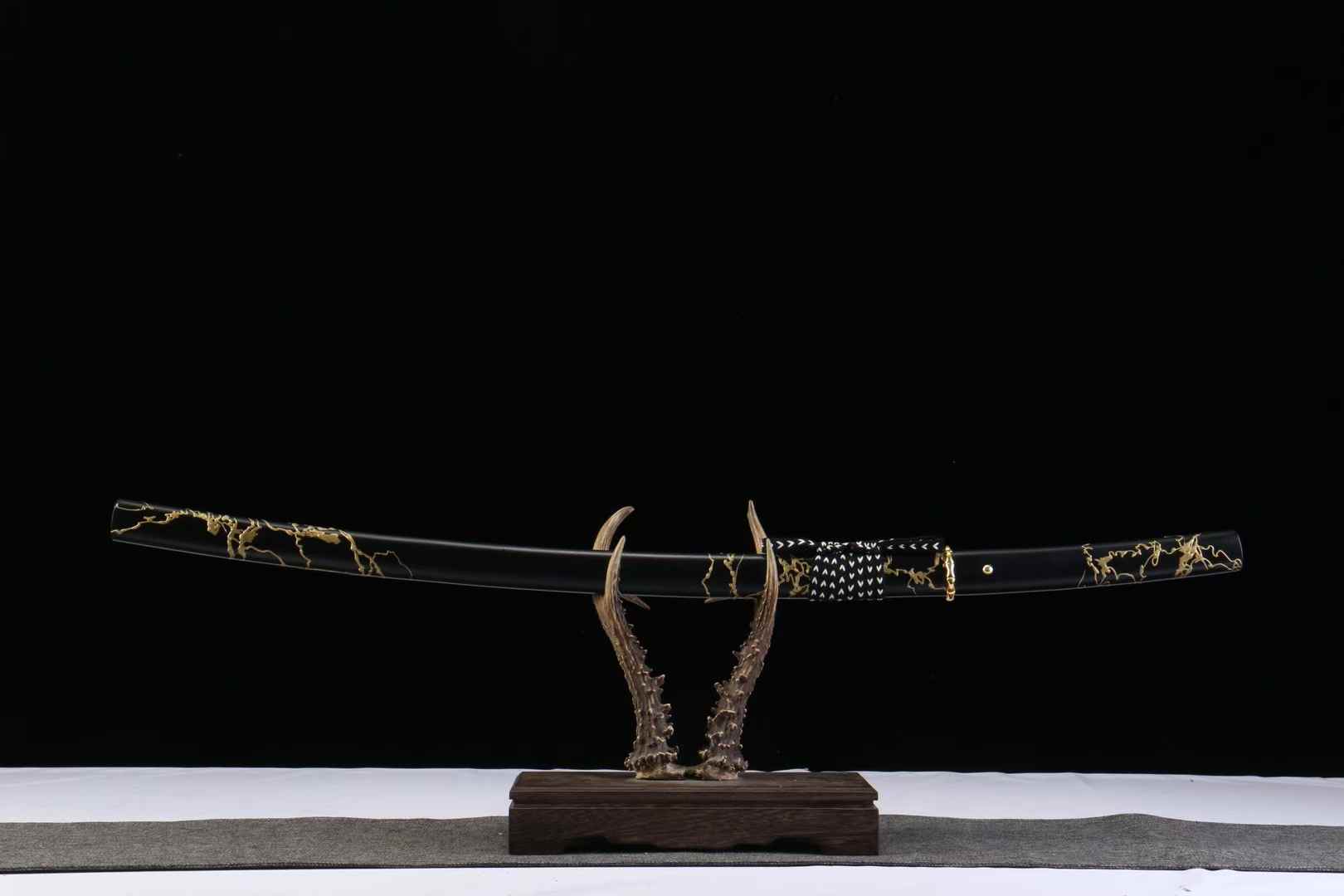 Ghost of Yōtei Katana Handmade 1065 Carbon Steel Samurai Sword Full Tang Battle Ready