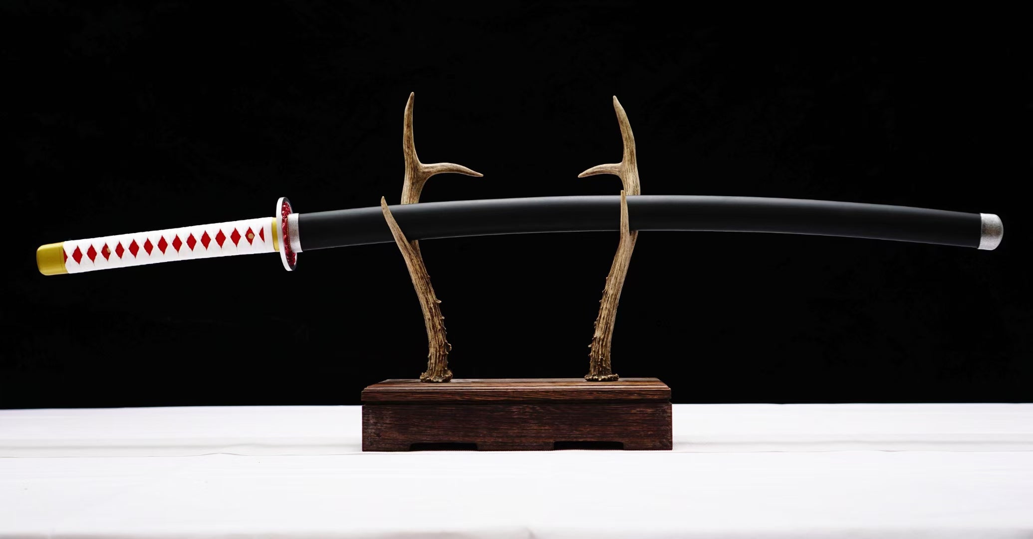 Demon Slayer Sword Tsuyuri Kanao Katana Pink Nichirin Flower Breathing Sword 1045 Carbon Steel(Sharp)