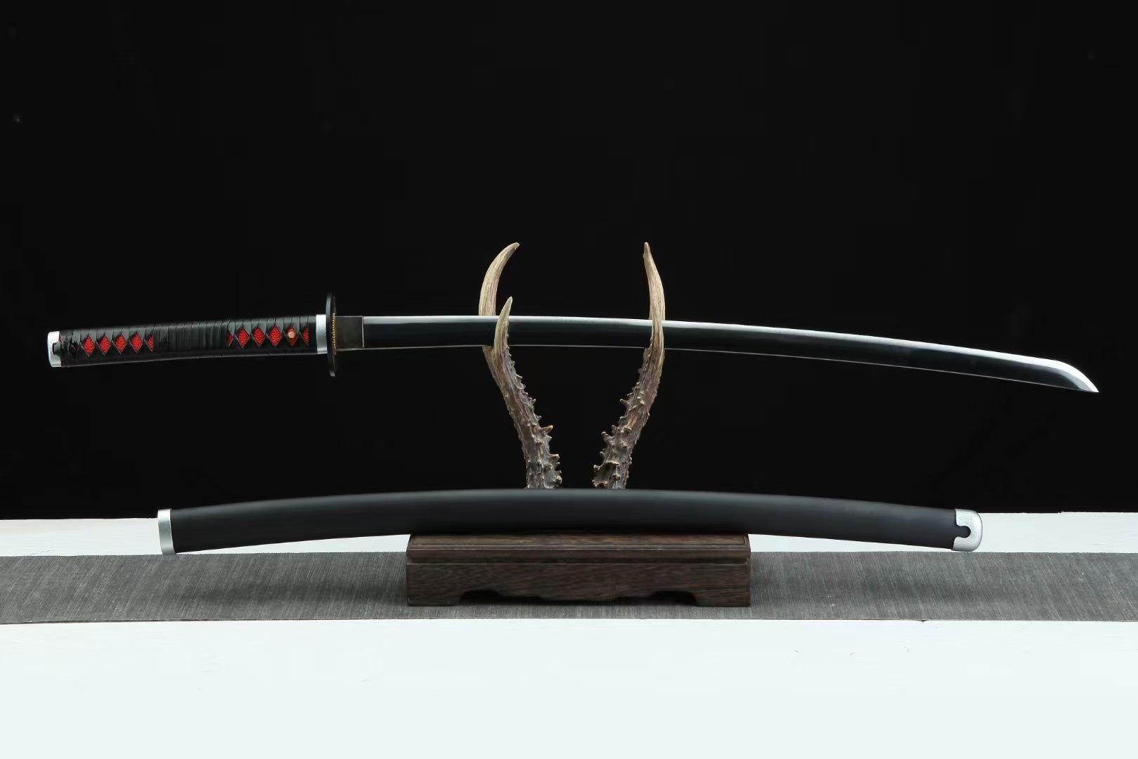 Demon Slayer Tanjiro Sword Black Blade Nichirin Katana Replica 1045 Carbon Steel