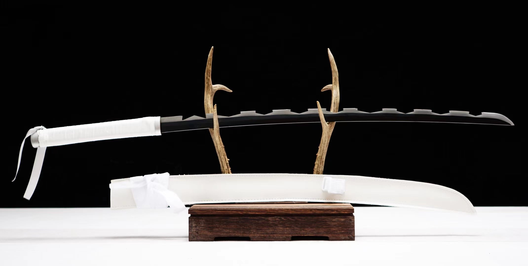 Demon Slayer Inosuke Sword Serrated Nichirin Katana 1045 Carbon Steel(Sharp)