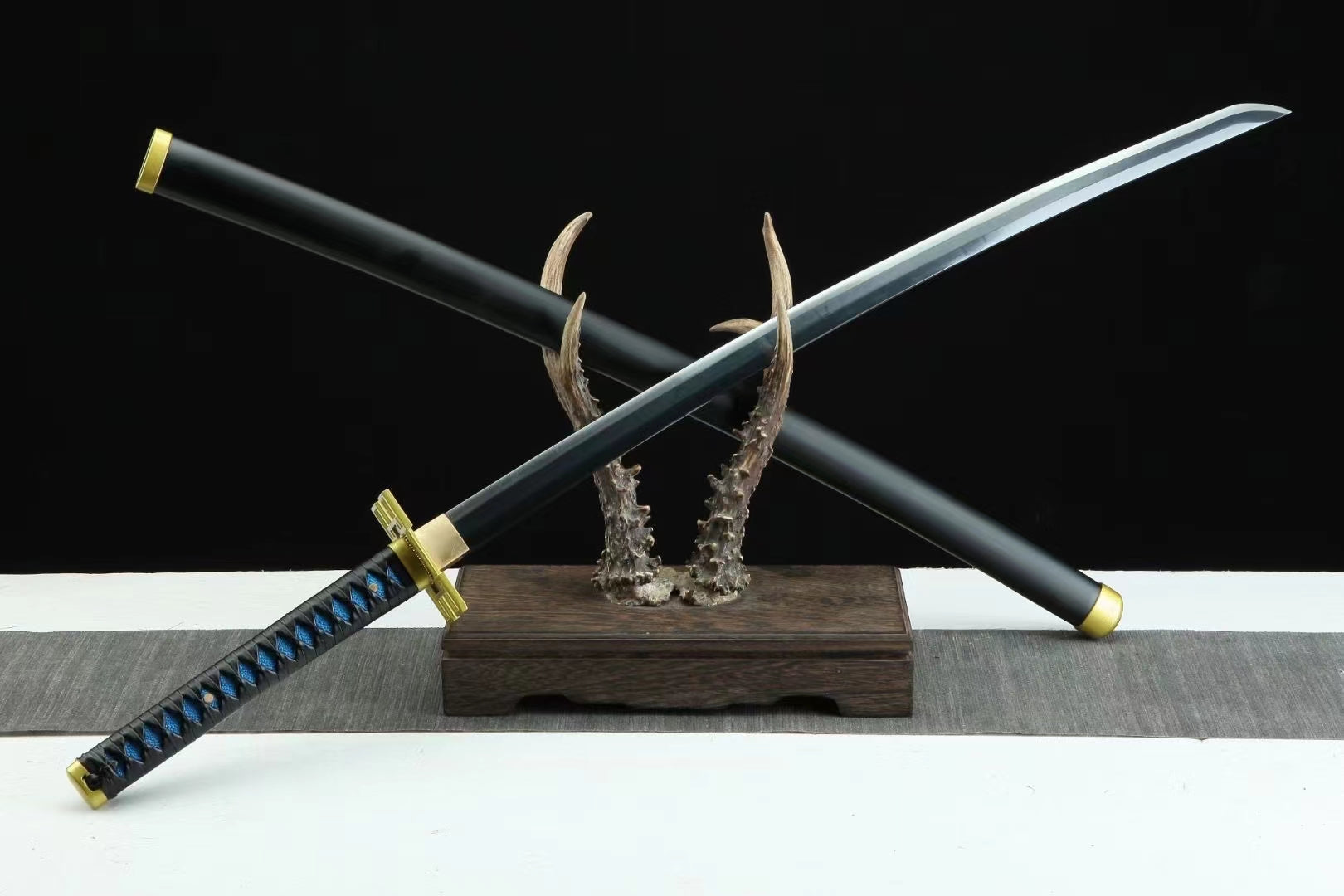 Demon Slayer Sword Tokitou Muichirou Nichirin Sword Mist Hashira Katana Replica Handmade Japanese Samurai Sword