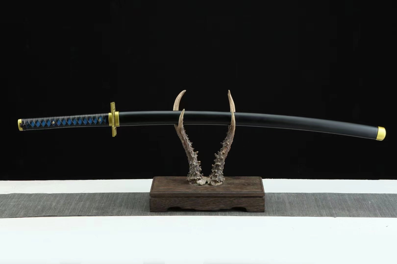 Demon Slayer Sword Tokitou Muichirou Nichirin Sword Mist Hashira Katana Replica Handmade Japanese Samurai Sword